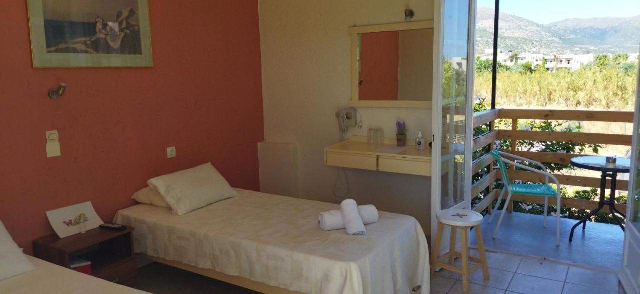 Cleo Rooms 250M From The Beach Malia  Exterior photo